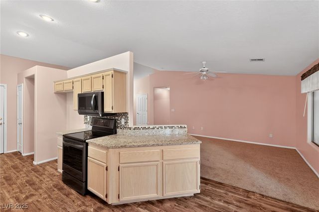 957 Diamond Circle, Mesquite, NV 89027