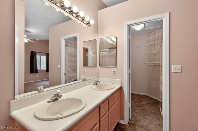 957 Diamond Circle, Mesquite, NV 89027