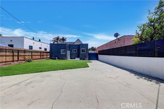 3515 S Norton, Los Angeles, CA 90018