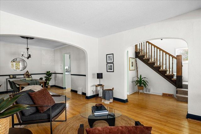 824 E 11th Street, Duluth, MN 55805
