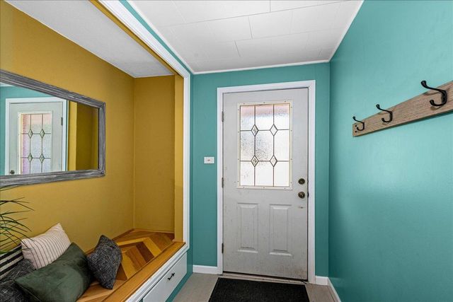 824 E 11th Street, Duluth, MN 55805
