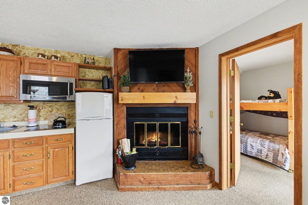 Image 11 of property listing at 6520 Schuss Mountain Lane # 3208, Mancelona, MI 49659