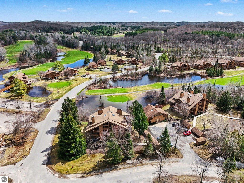 Image 21 of property listing at 6520 Schuss Mountain Lane # 3208, Mancelona, MI 49659