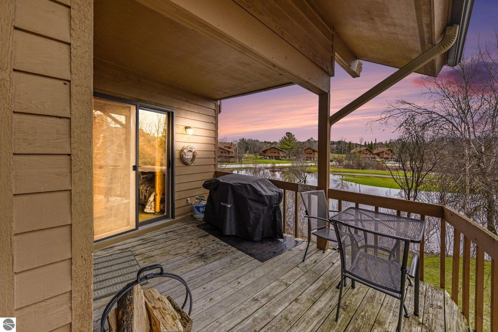 Image 4 of property listing at 6520 Schuss Mountain Lane # 3208, Mancelona, MI 49659