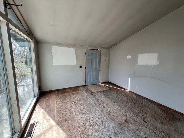 1128 Lawson Court, Anderson, IN 46012