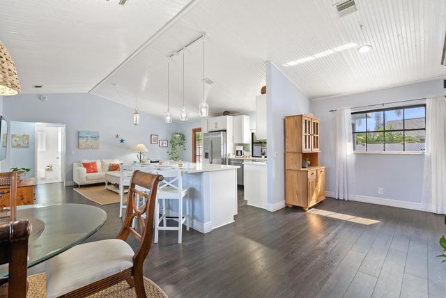 3904 NW Tracewood Lane, Boynton Beach, FL 33436