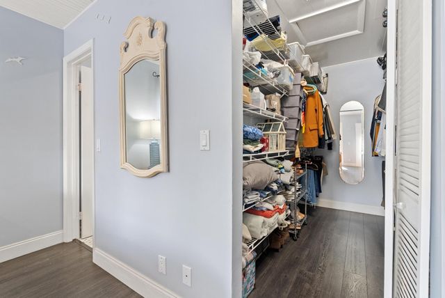 3904 NW Tracewood Lane, Boynton Beach, FL 33436