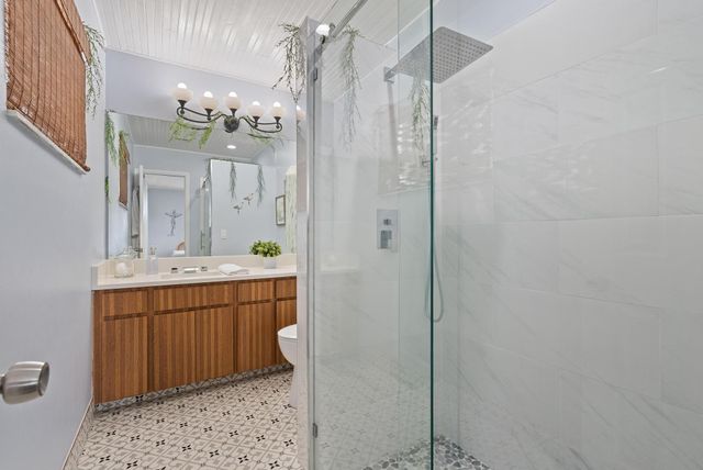 3904 NW Tracewood Lane, Boynton Beach, FL 33436