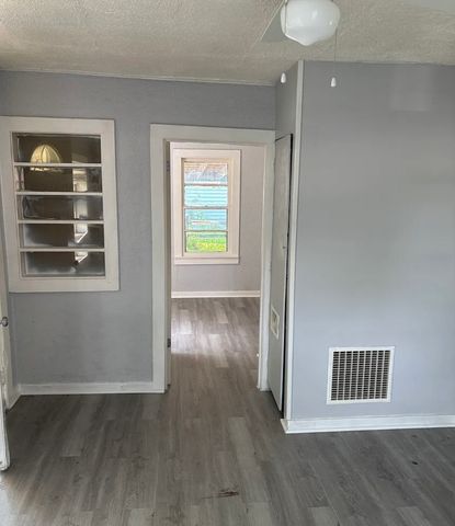 3517 Montrose Avenue, Rockford, IL 61101