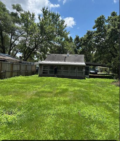 3517 Montrose Avenue, Rockford, IL 61101