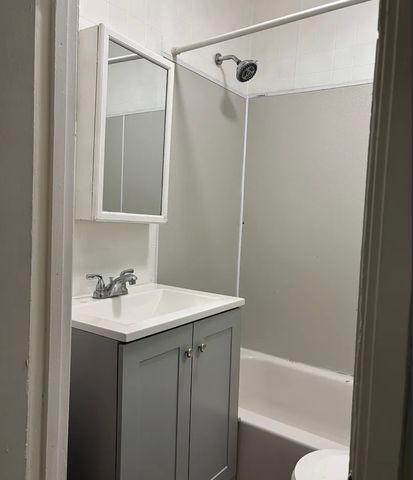 3517 Montrose Avenue, Rockford, IL 61101