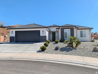 3641 W 240 N, Hurricane, UT 84737