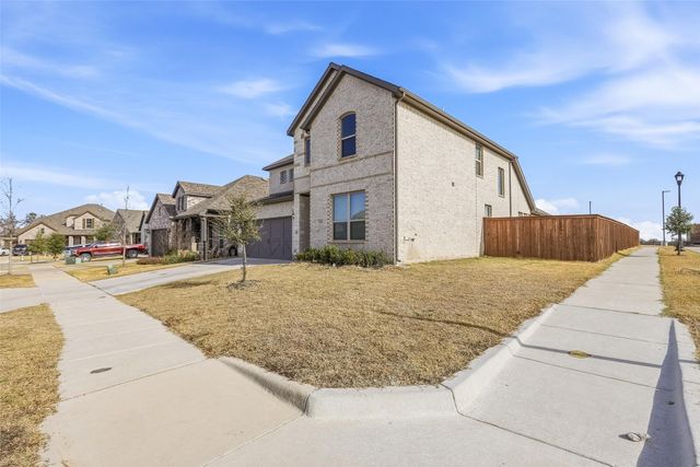 321 Windstream Drive, Aledo, TX 76008