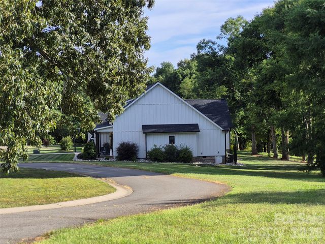 1877 Cline Farm Road, Lincolnton, NC 28092