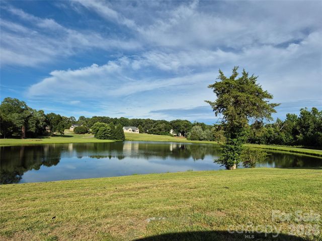 1877 Cline Farm Road, Lincolnton, NC 28092
