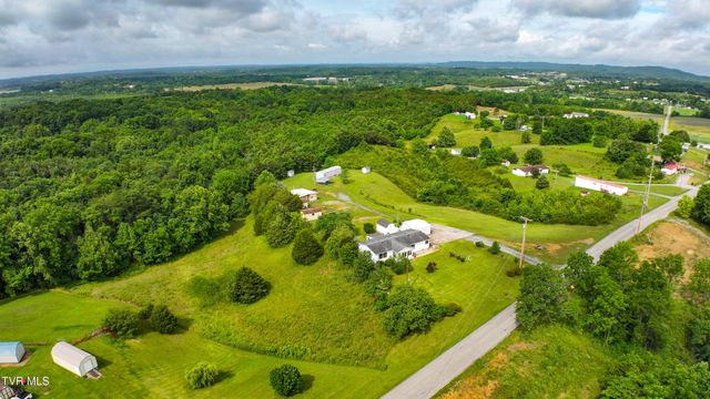 704 Weems Chapel Road, Mosheim, TN 37818