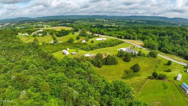 704 Weems Chapel Road, Mosheim, TN 37818