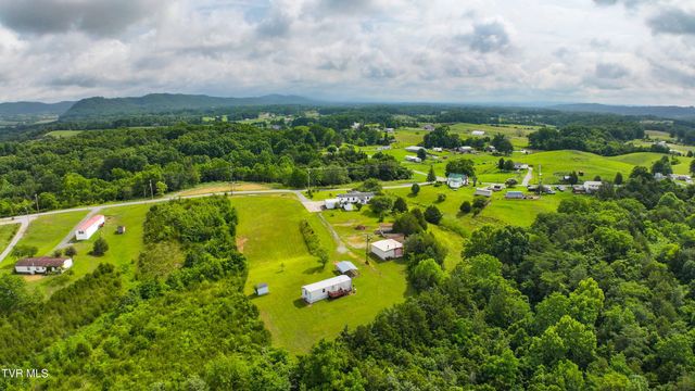 704 Weems Chapel Road, Mosheim, TN 37818