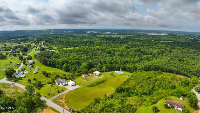 704 Weems Chapel Road, Mosheim, TN 37818