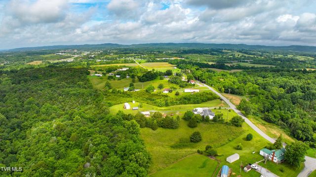 704 Weems Chapel Road, Mosheim, TN 37818