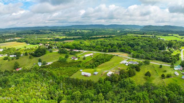 704 Weems Chapel Road, Mosheim, TN 37818