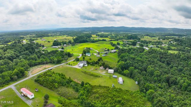 704 Weems Chapel Road, Mosheim, TN 37818