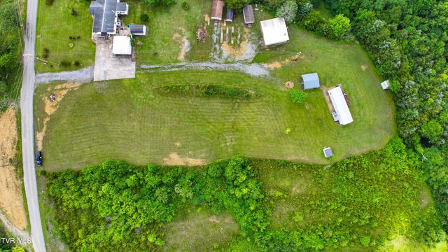 704 Weems Chapel Road, Mosheim, TN 37818