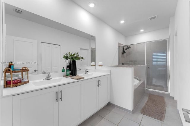 1400 SE 26th Road, Homestead, FL 33035