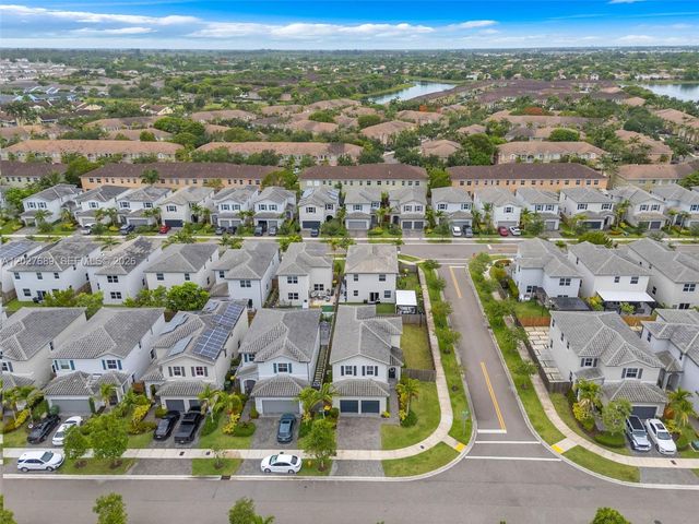 1400 SE 26th Road, Homestead, FL 33035