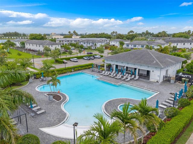 1400 SE 26th Road, Homestead, FL 33035