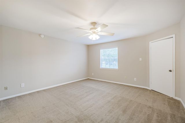 2 River Creek Way, Sugar Land, TX 77478