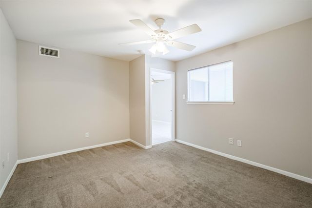 2 River Creek Way, Sugar Land, TX 77478