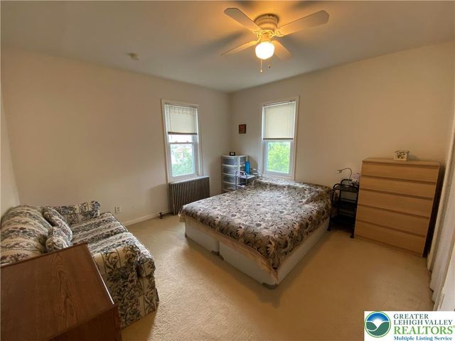 1058 East Gordon Street, Allentown City, PA 18109