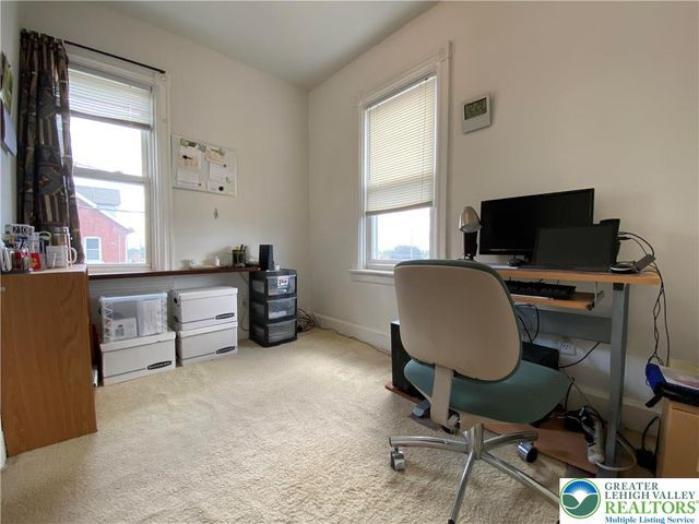 1058 East Gordon Street, Allentown City, PA 18109