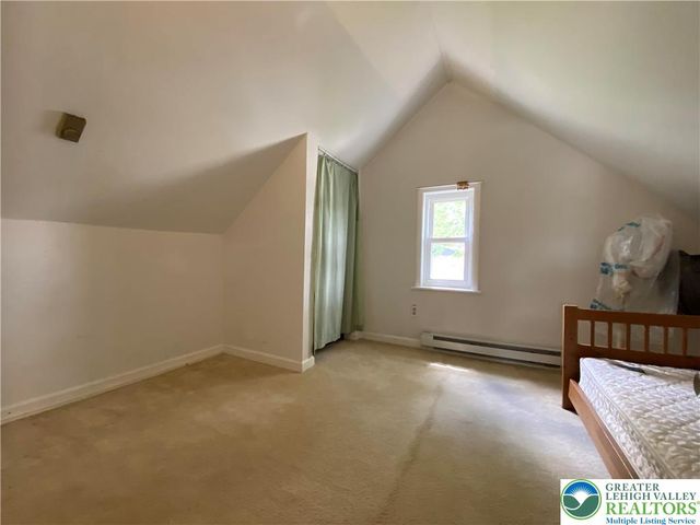1058 East Gordon Street, Allentown City, PA 18109