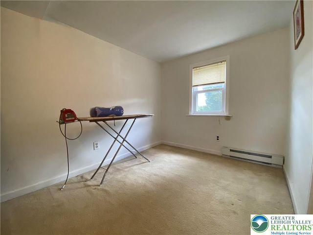 1058 East Gordon Street, Allentown City, PA 18109