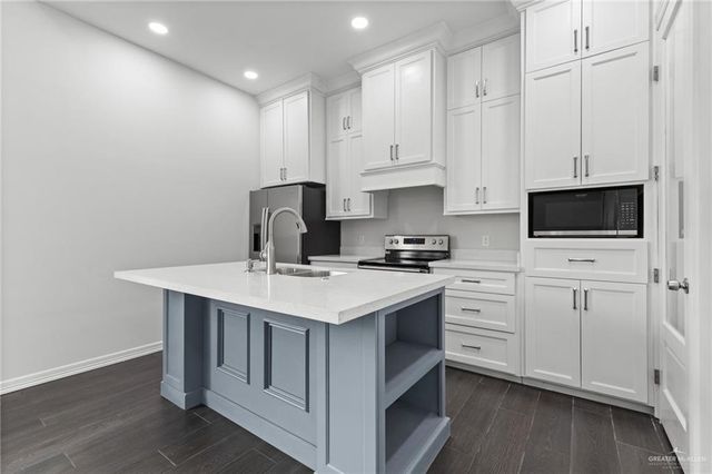 1422 Stirrup Circle, San Benito, TX 78586