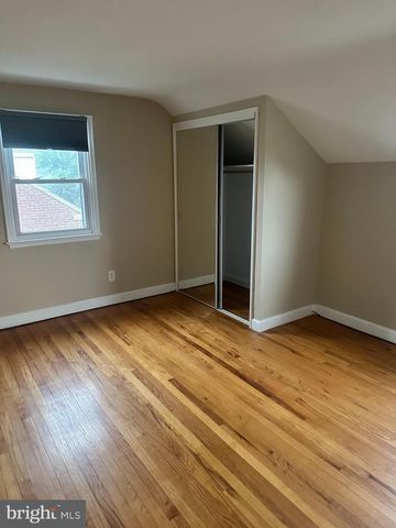 525 DORCHESTER AVE, Reading, PA 19609