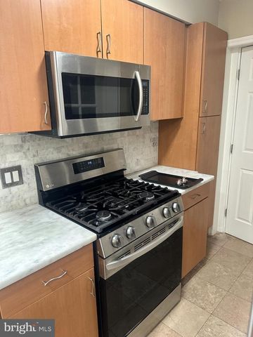 525 DORCHESTER AVE, Reading, PA 19609