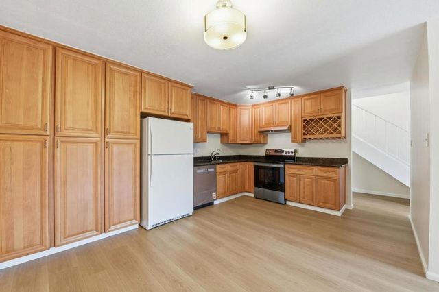 460 Auburn Way 5, San Jose, CA 95129