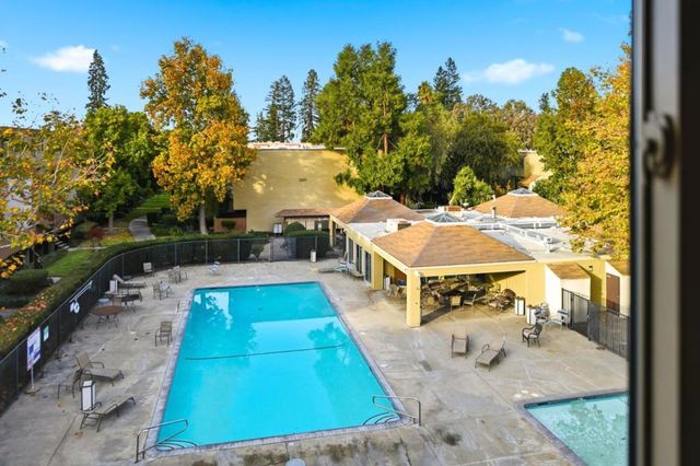 460 Auburn Way 5, San Jose, CA 95129