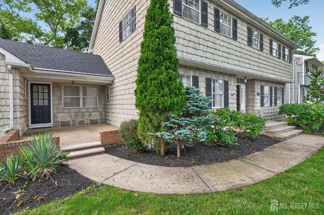 1270 Sioux Road, North Brunswick, NJ 08902