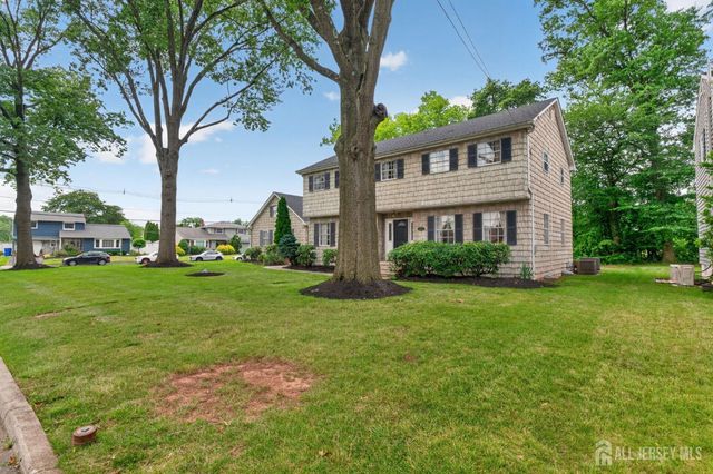 1270 Sioux Road, North Brunswick, NJ 08902