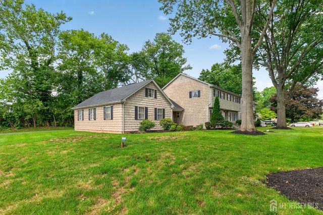 1270 Sioux Road, North Brunswick, NJ 08902