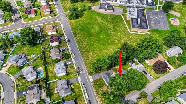 1270 Sioux Road, North Brunswick, NJ 08902