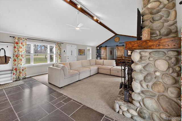 12760 Roepke Road, Gregory, MI 48137