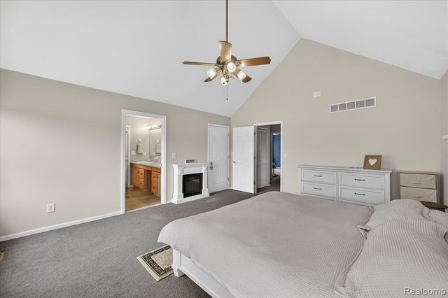 12760 Roepke Road, Gregory, MI 48137