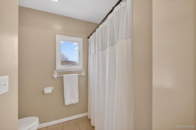 12760 Roepke Road, Gregory, MI 48137