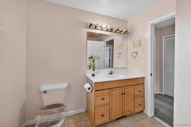 12760 Roepke Road, Gregory, MI 48137