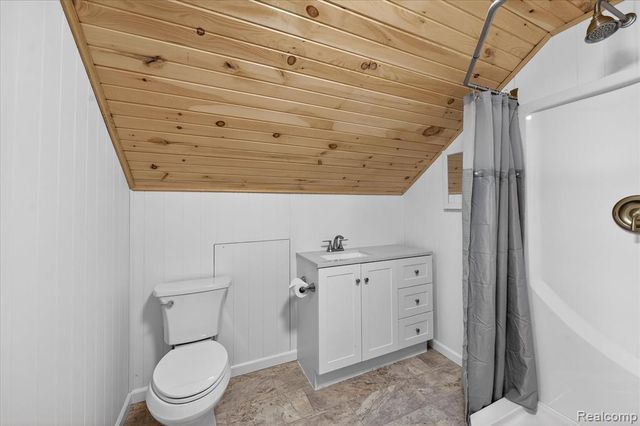 12760 Roepke Road, Gregory, MI 48137